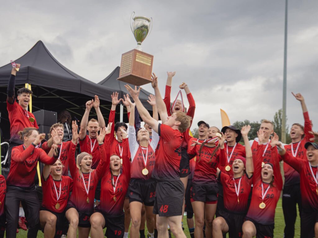 Savage Ultimate po raz trzeci mistrzem Polski Mixed! Pogoń Pyton wygrywa II ligę.